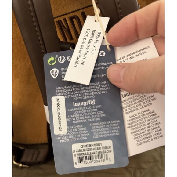 Gremlins Gizmo Santa Cosplay with Removable Hat Mini Backpack NWT‎ - Picture 13 of 13